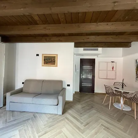 Luxuria * إيغليزياس