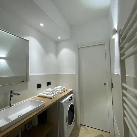 Luxuria * إيغليزياس