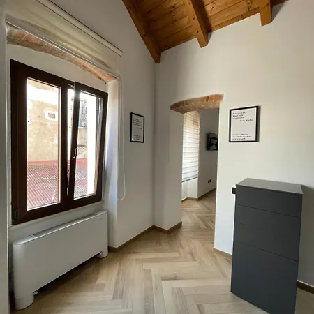 Apartment Luxuria *
