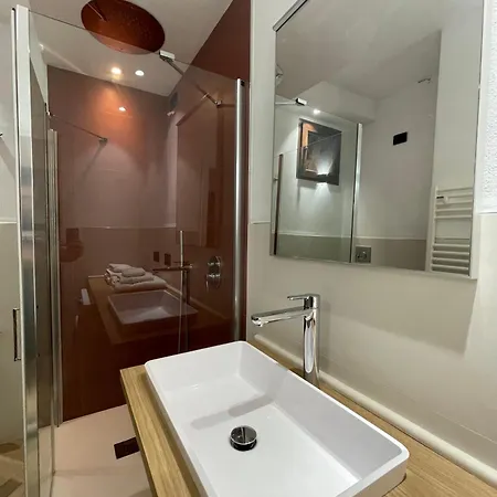 Luxuria Apartment Iglesias